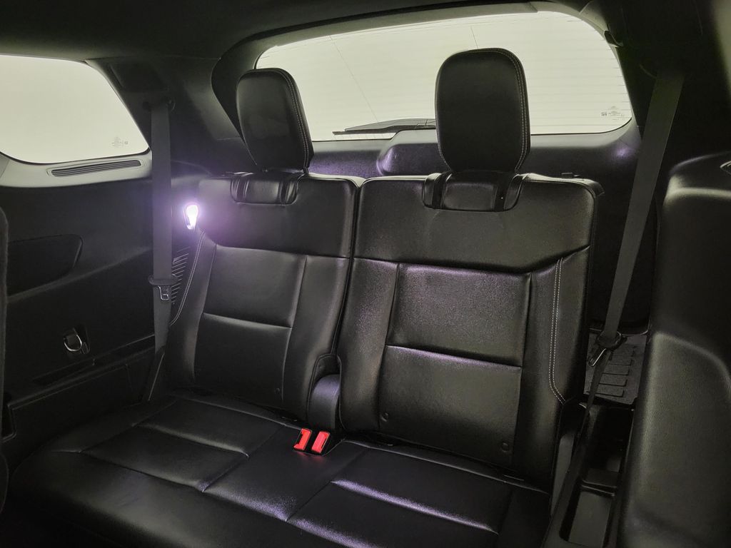 2021 Ford Explorer ST photo 25