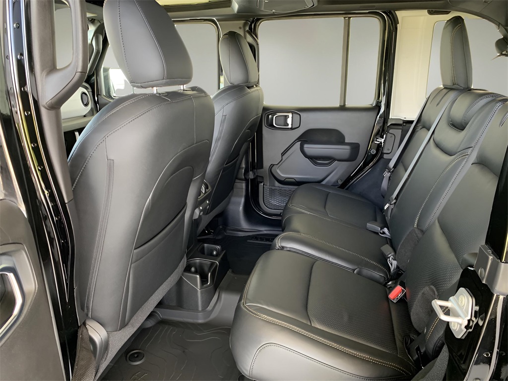 2025 Jeep Wrangler Willys photo 48