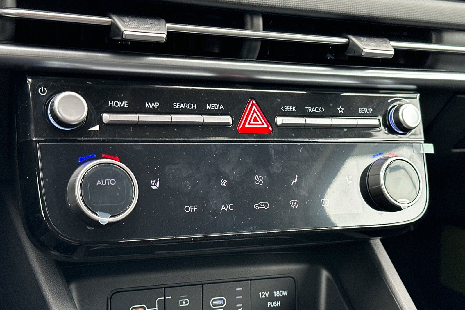 2025 Hyundai Tucson SEL photo 17