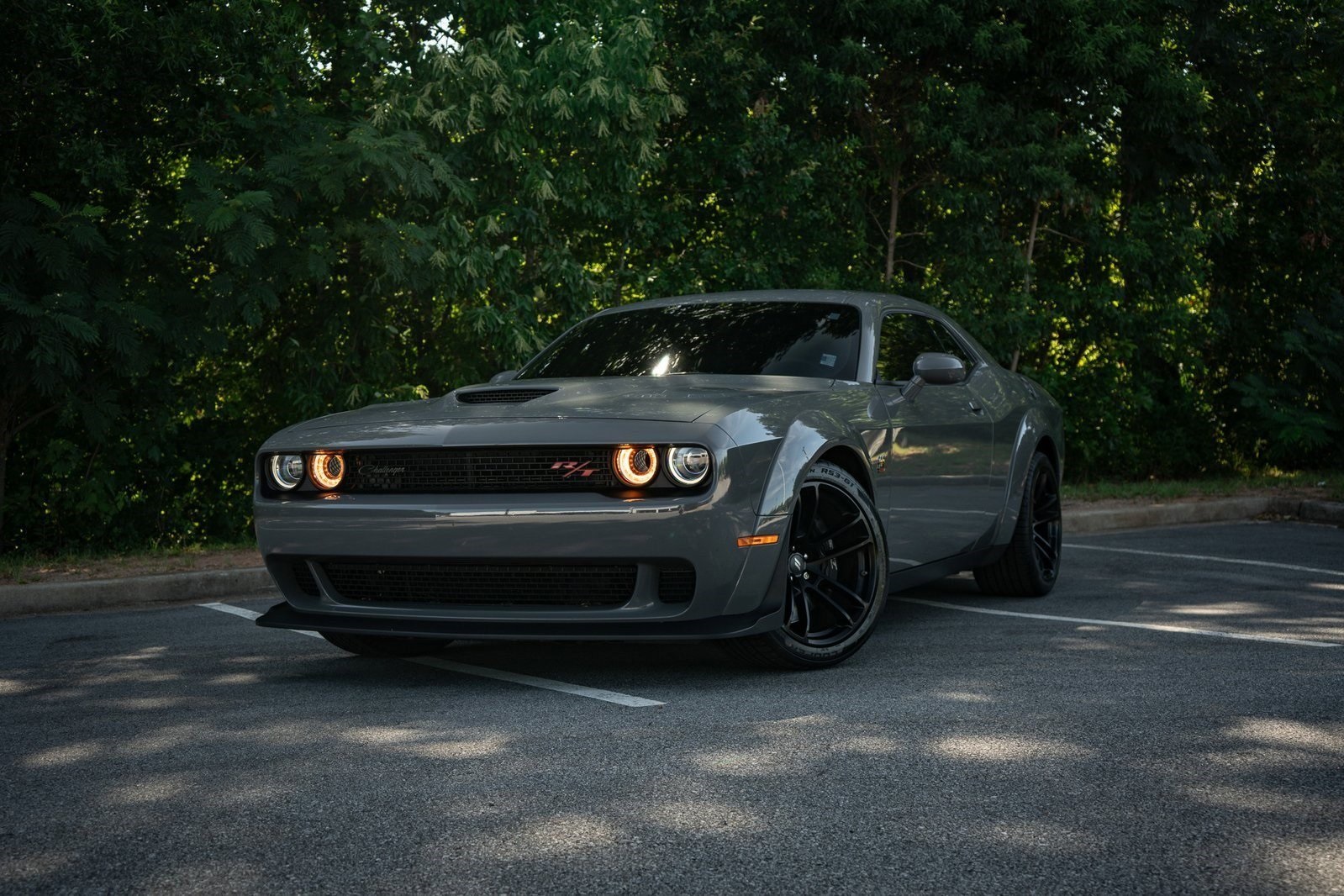 2023 Dodge Challenger R/T Scat Pack Widebody photo 2