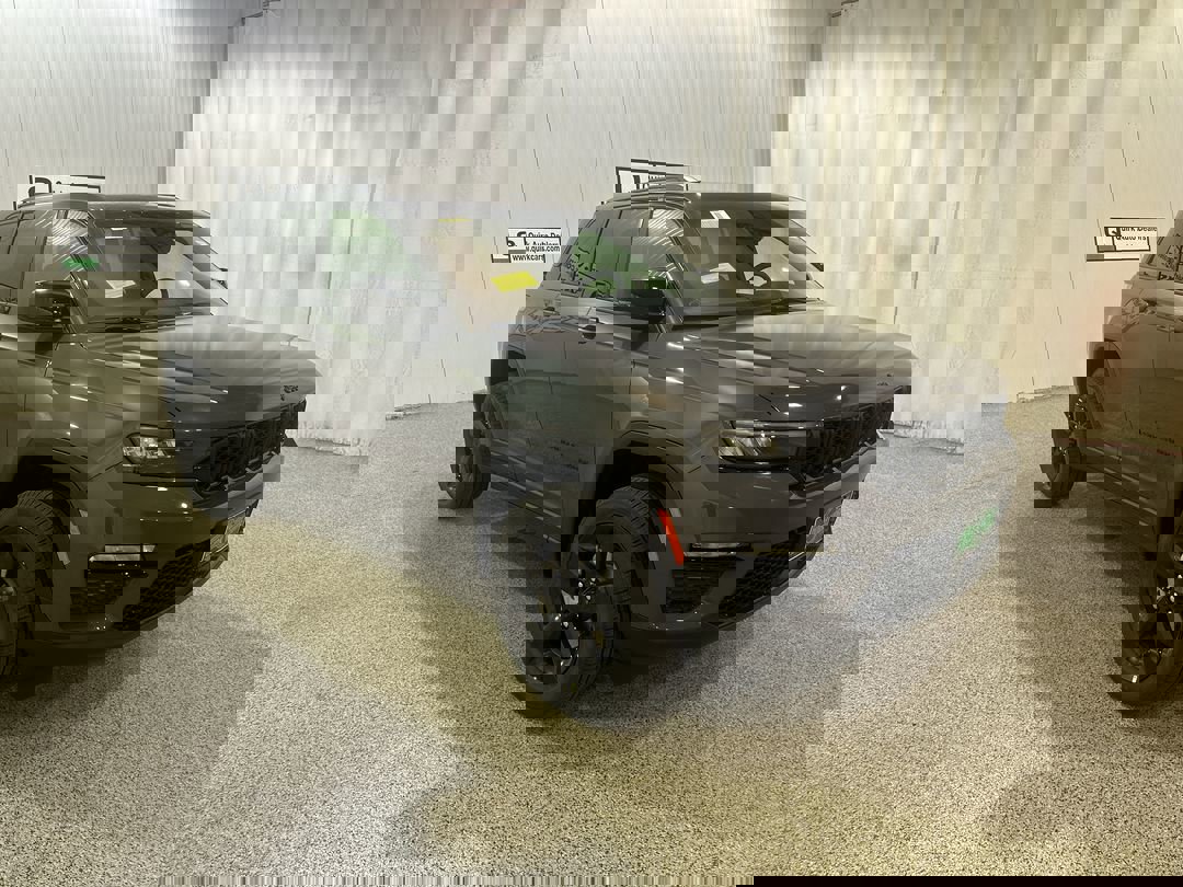 2025 Jeep Grand Cherokee Limited's photo