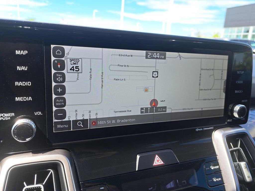 2023 Kia Sorento S photo 21