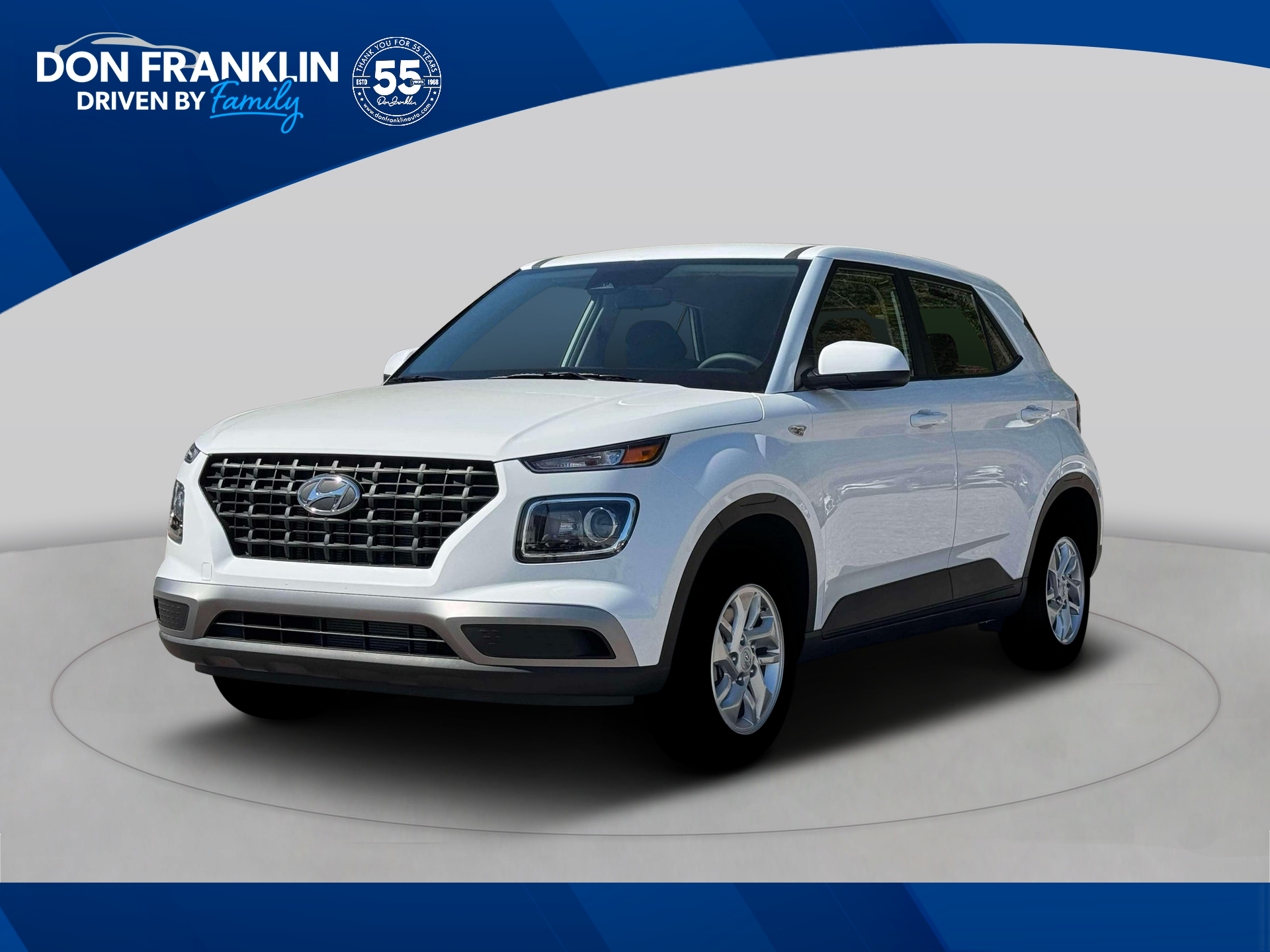 2026 Hyundai Venue SE's photo