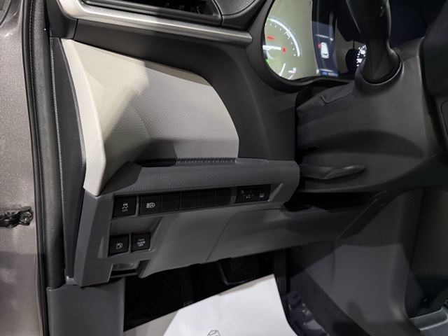2022 Toyota Sienna LE photo 8