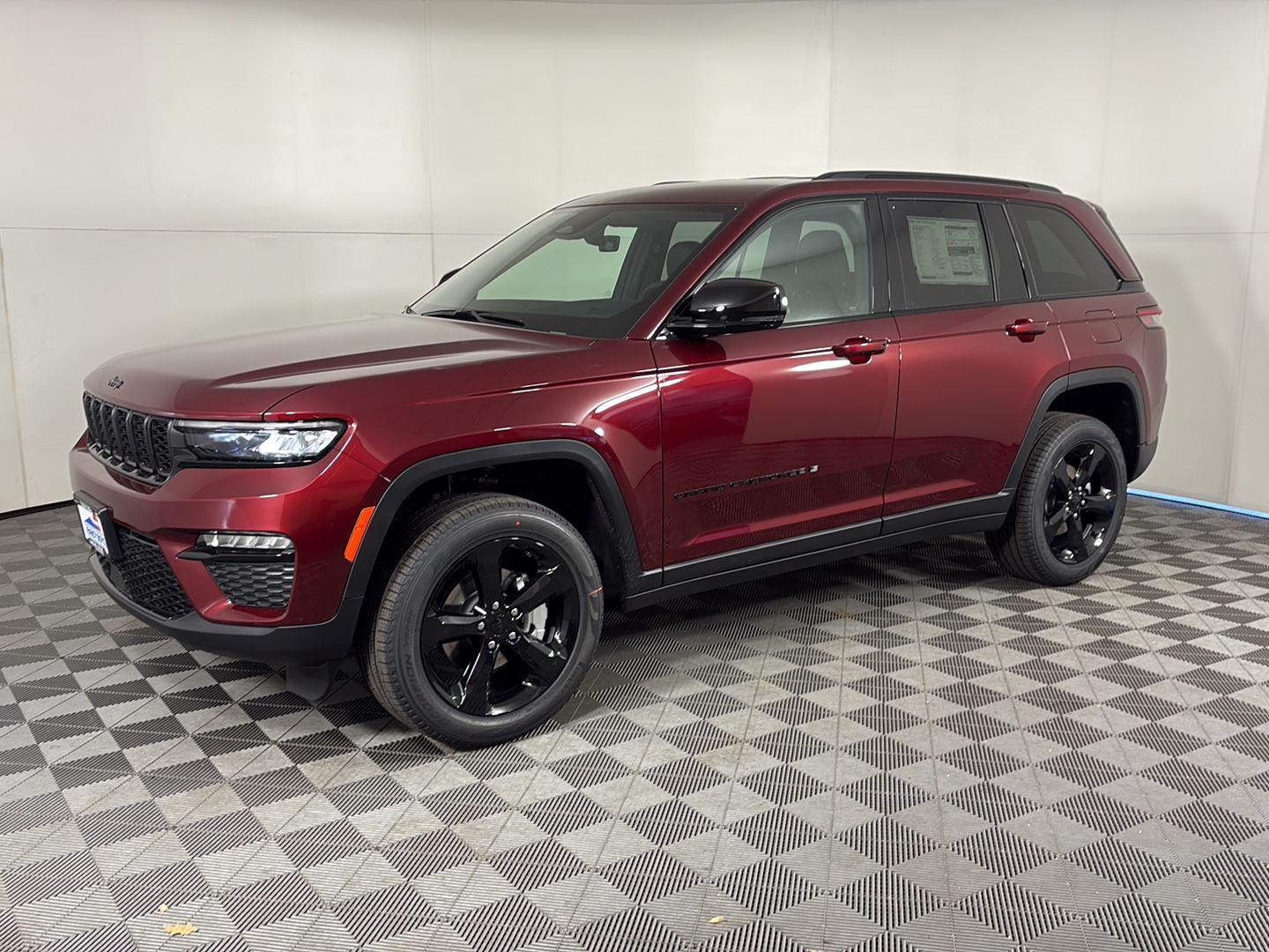 2025 Jeep Grand Cherokee Limited's photo
