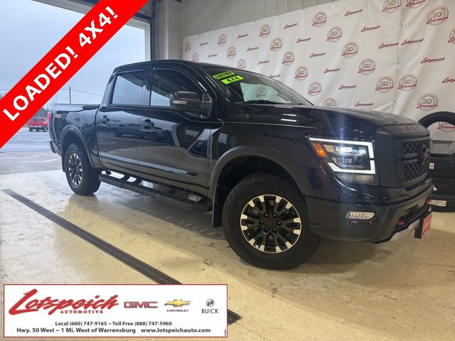 2023 Nissan Titan PRO-4X's photo