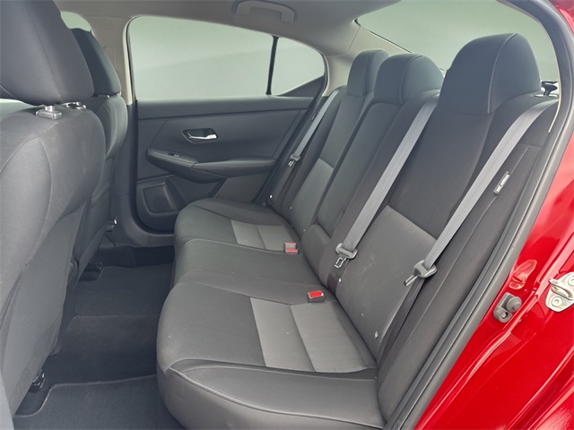 2022 Nissan Sentra SV photo 12