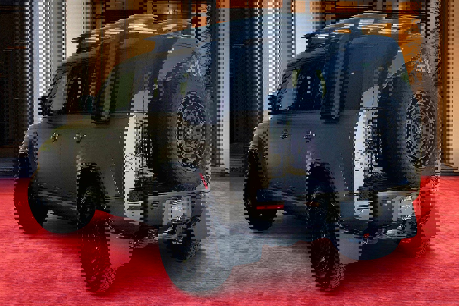 2025 Land Rover Defender 110 photo 3
