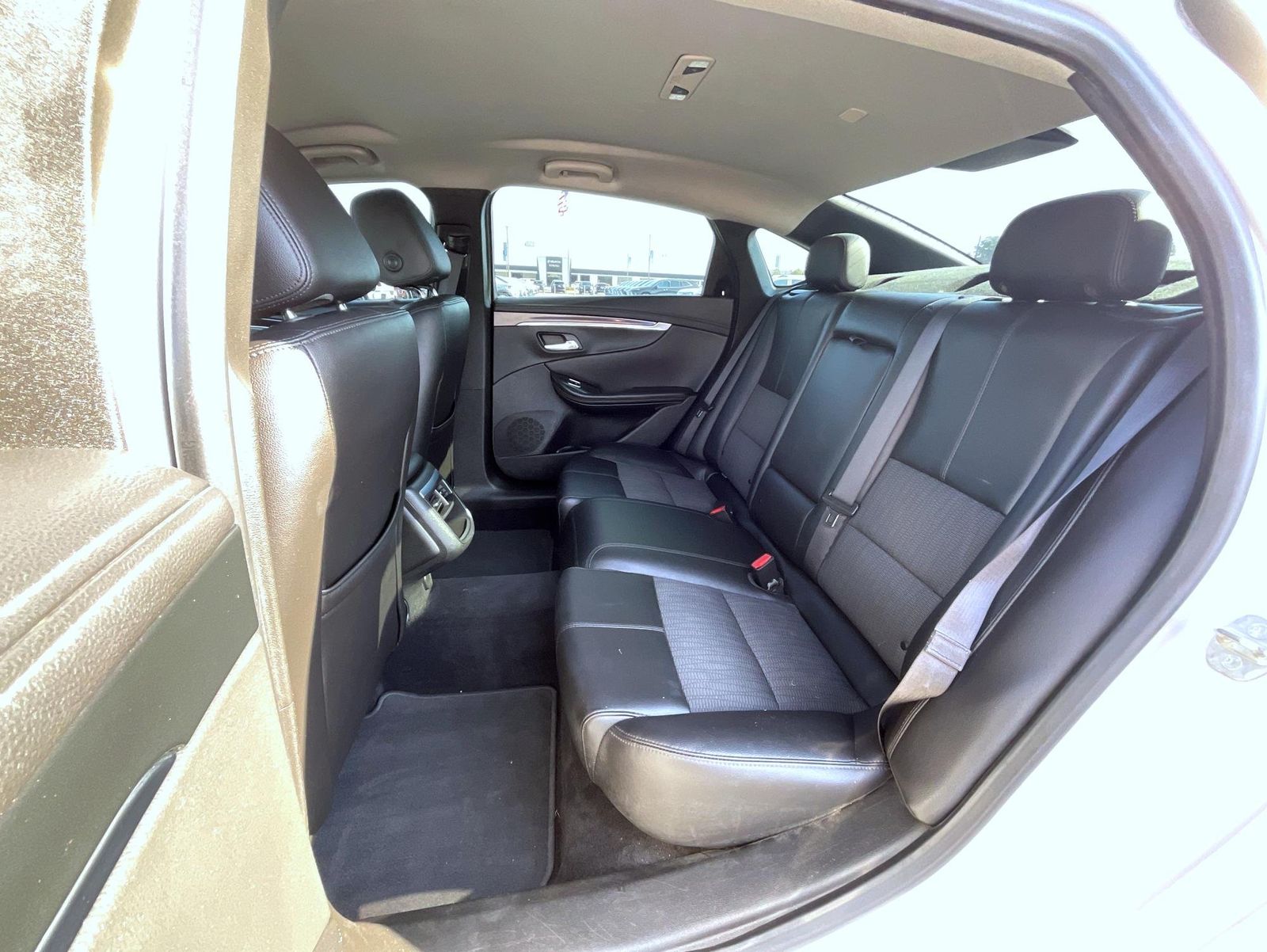 2019 Chevrolet Impala 1LT photo 19