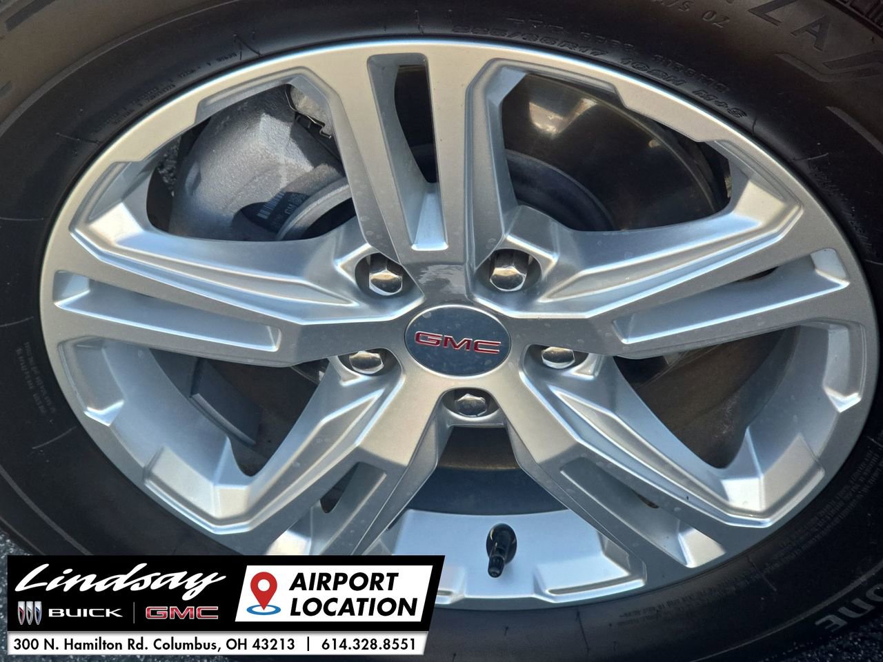 2022 Gmc Terrain SLE photo 26