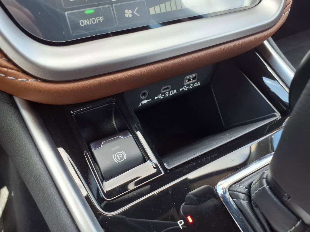 2025 Subaru Legacy Touring XT photo 6