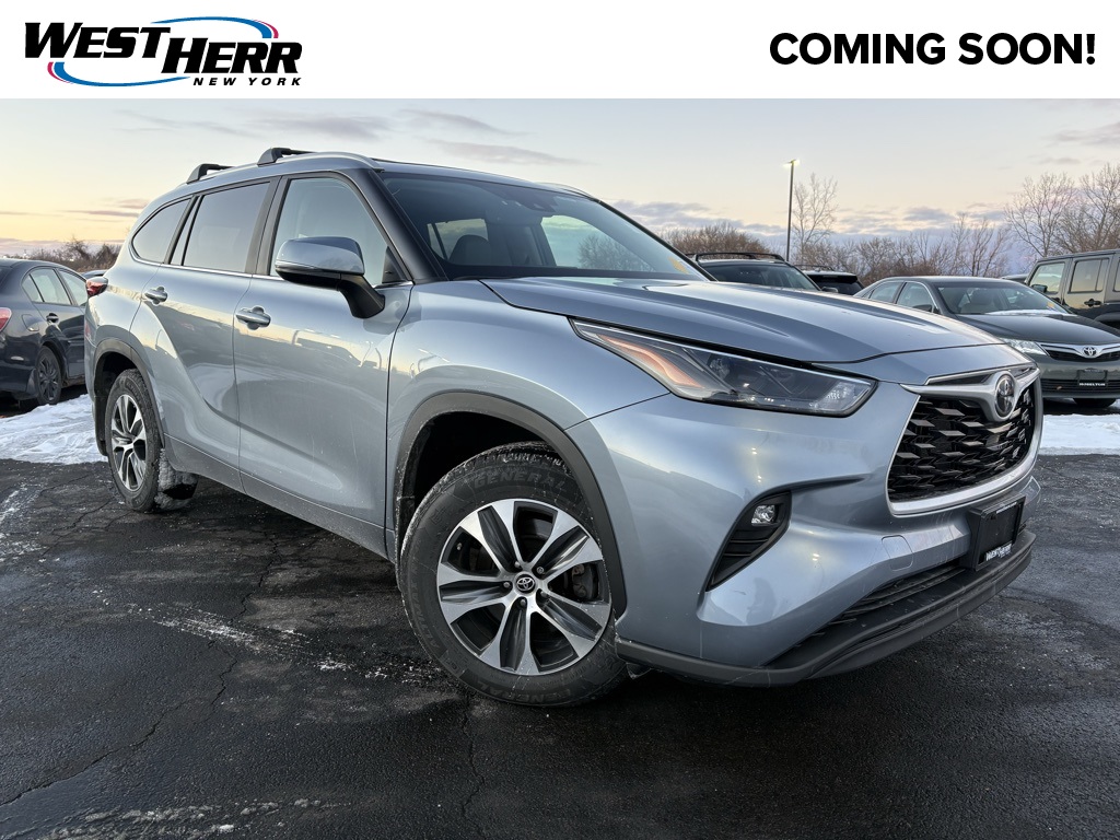 2023 Toyota Highlander XLE's photo