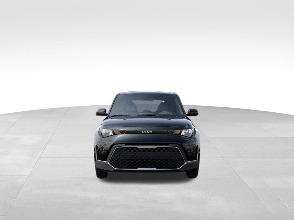 2025 Kia Soul LX photo 2