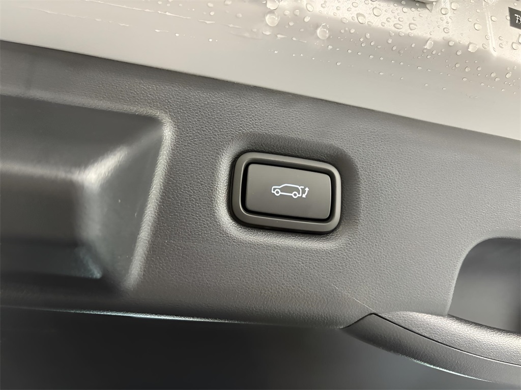 2025 Hyundai Ioniq 5 SEL photo 23
