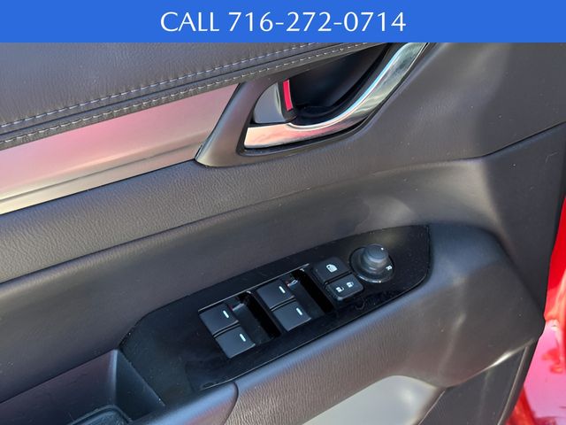 2023 Mazda CX-5 2.5 S Preferred photo 2
