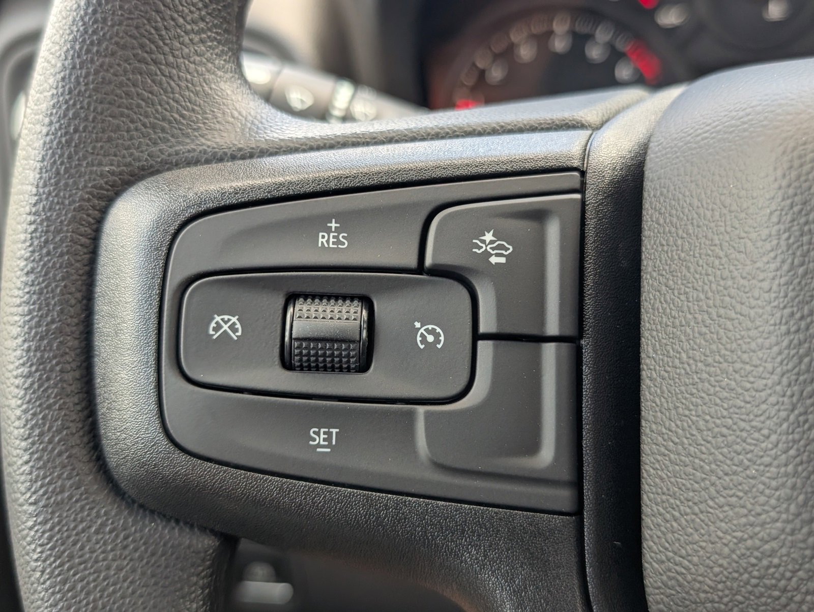 2025 Chevrolet Silverado 1500 Custom photo 14