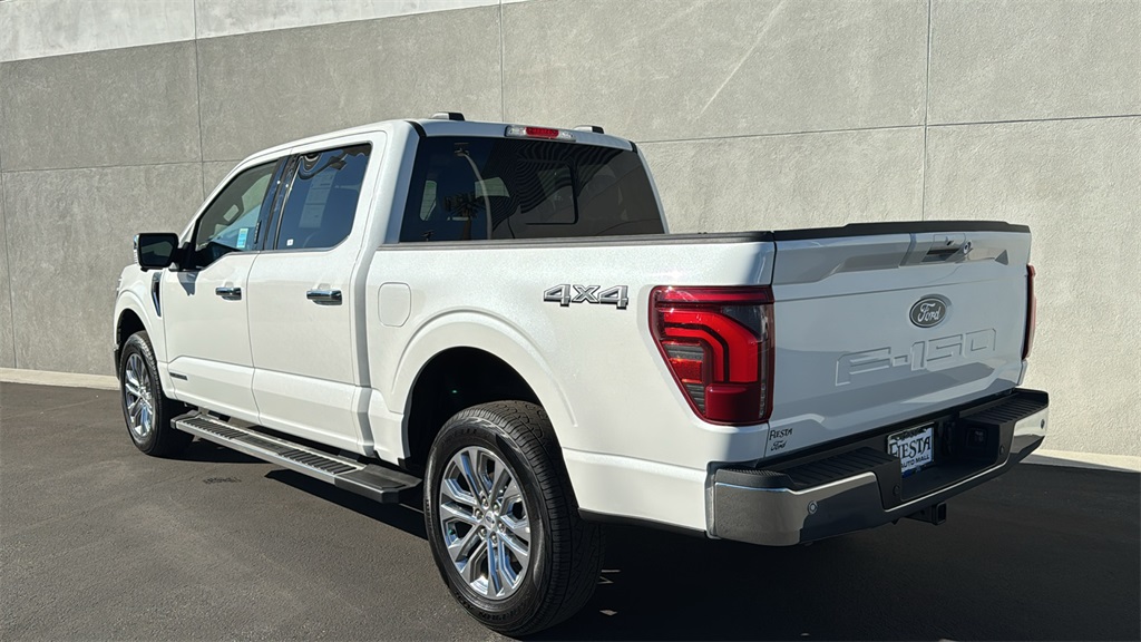 2024 Ford F-150 Lariat photo 4
