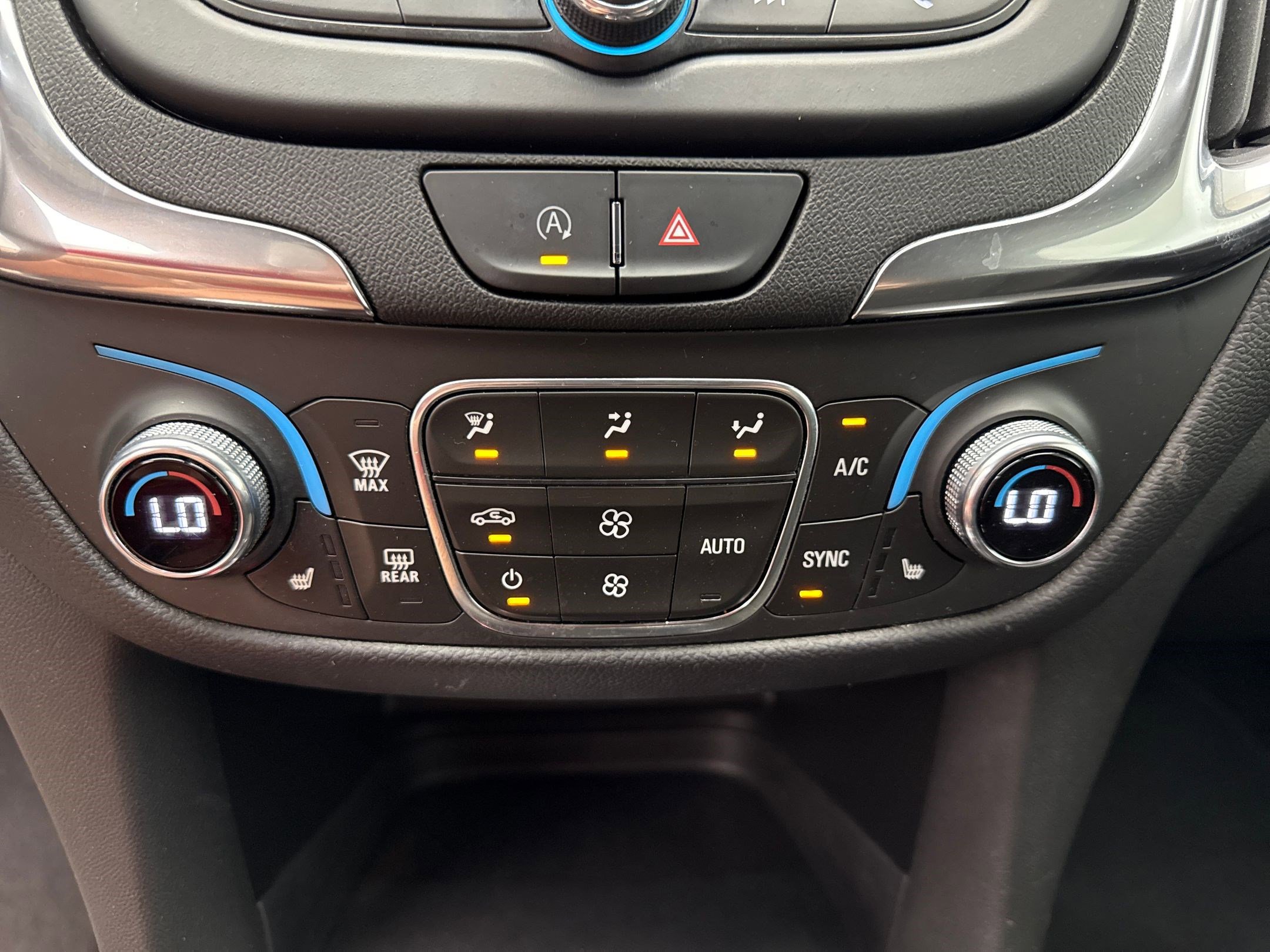 2022 Chevrolet Equinox photo 17