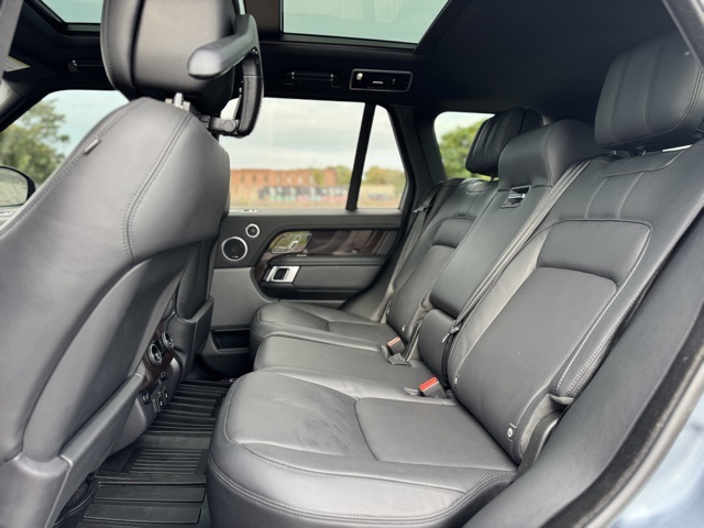 2021 Land Rover Range Rover P525 HSE HSE Westminster Edition photo 10