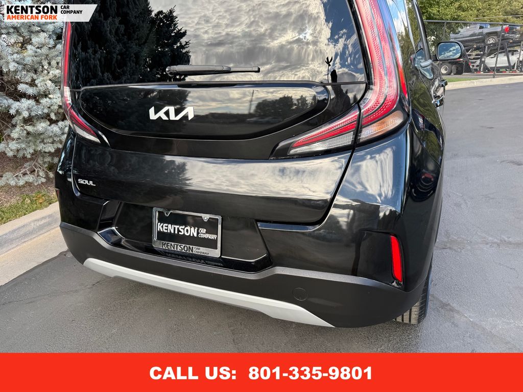 2024 Kia Soul LX photo 24