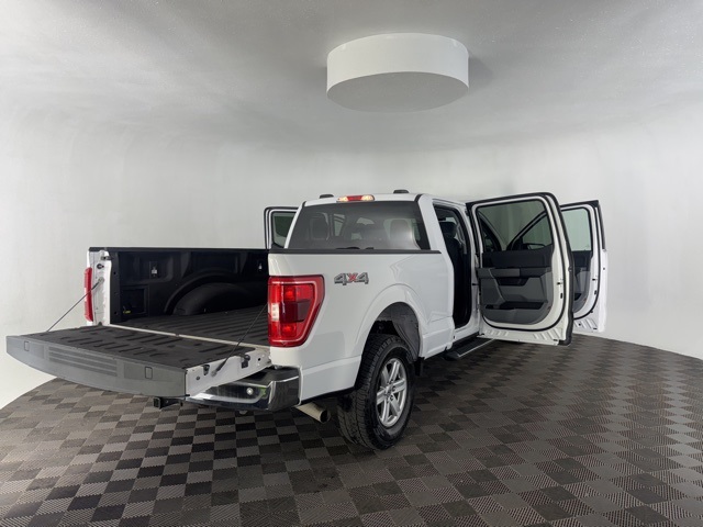 2021 Ford F-150 XLT photo 13