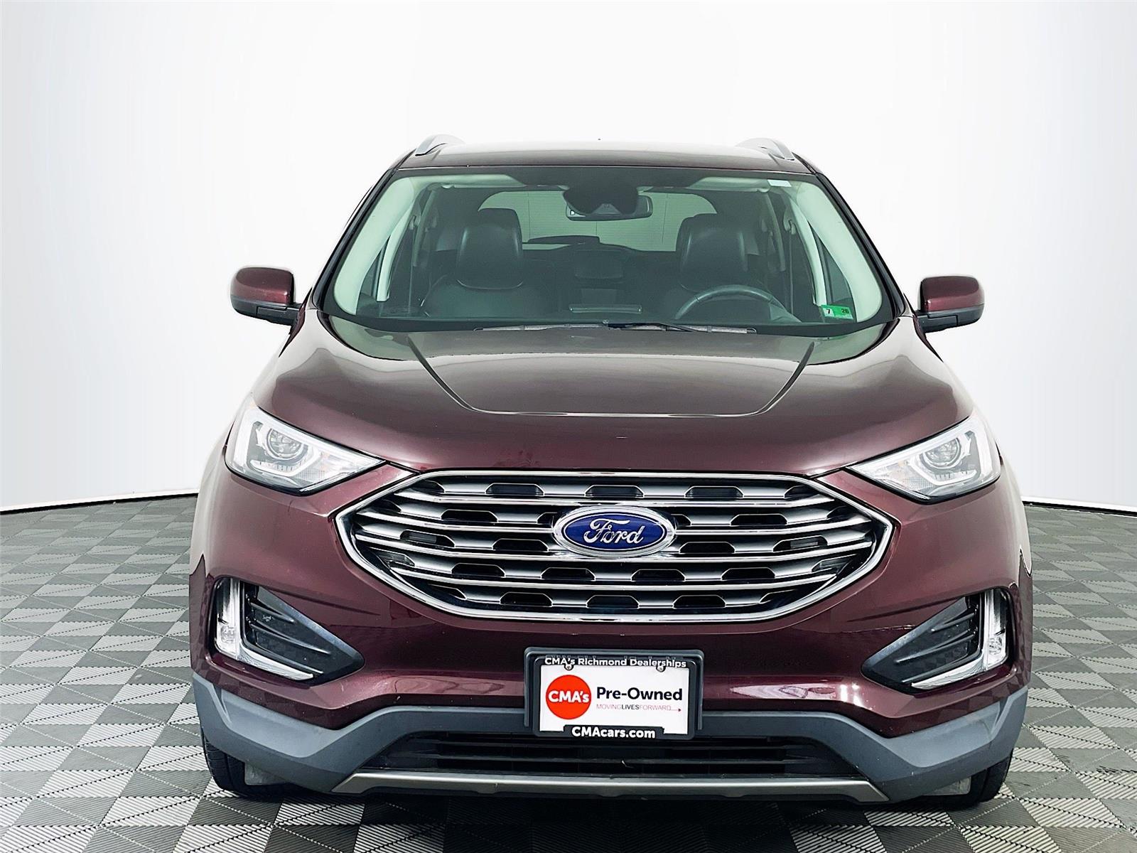 2021 Ford Edge SEL photo 2