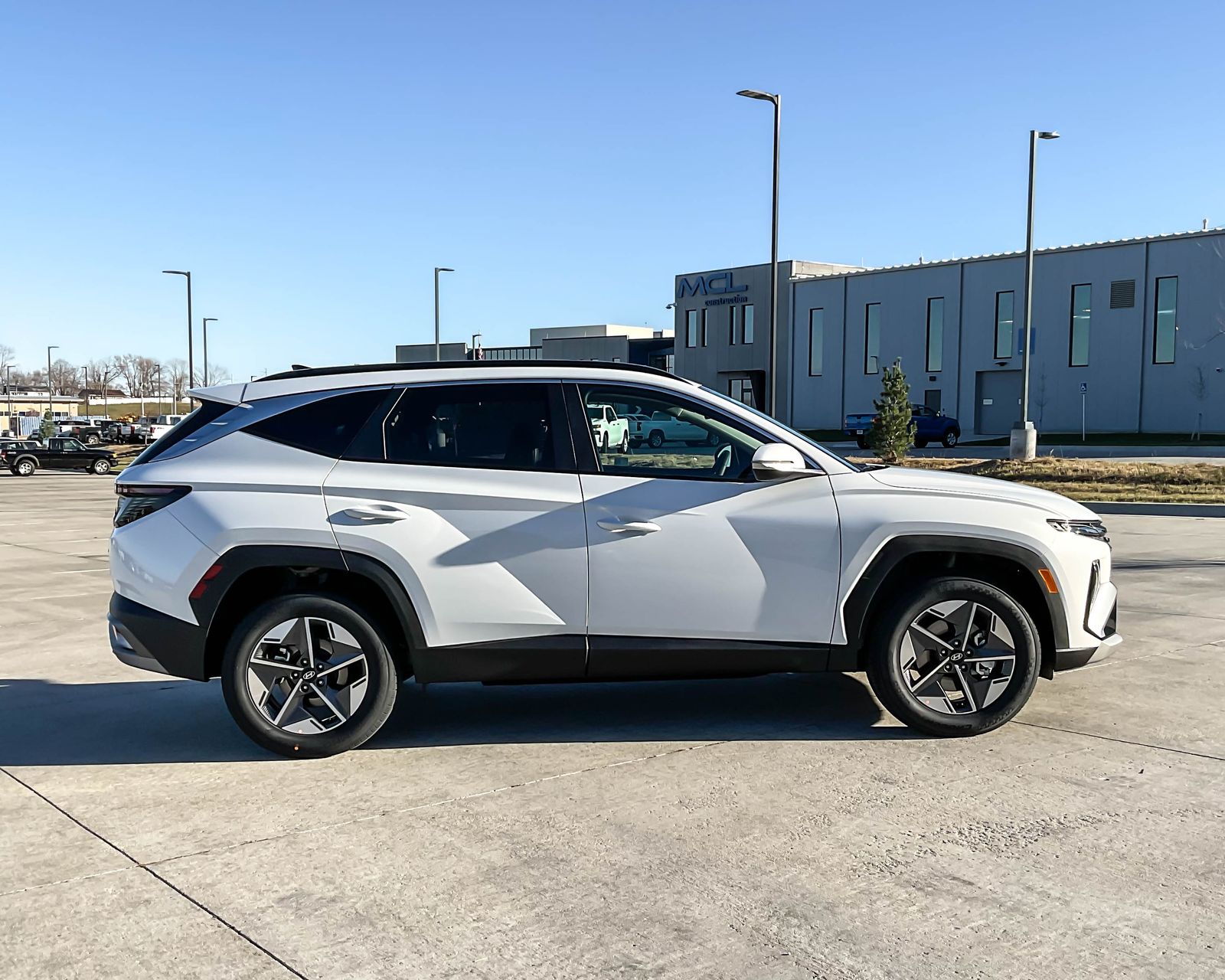 2025 Hyundai Tucson SEL Convenience photo 4