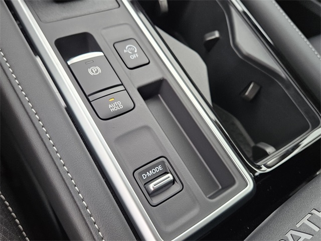 2025 Nissan Pathfinder SV photo 18