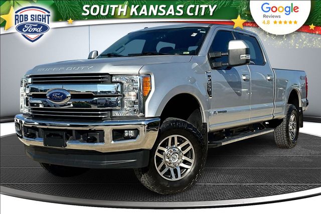 2017 Ford F-250 Super Duty Lariat's photo