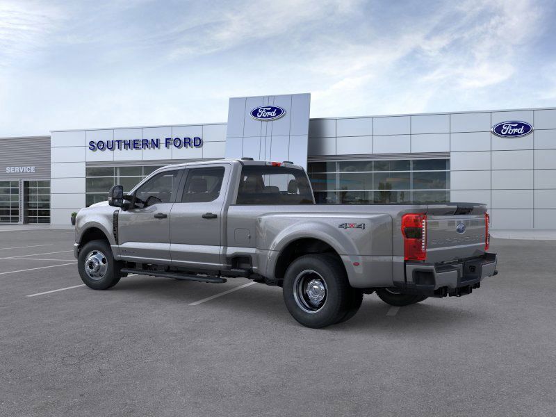 2026 Ford F-350 photo 4