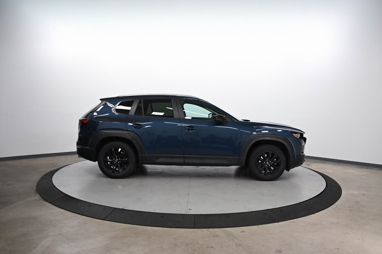 2024 Mazda CX-50 2.5 S Preferred photo 4