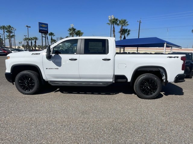 2026 Chevrolet Silverado 2500HD Custom photo 4