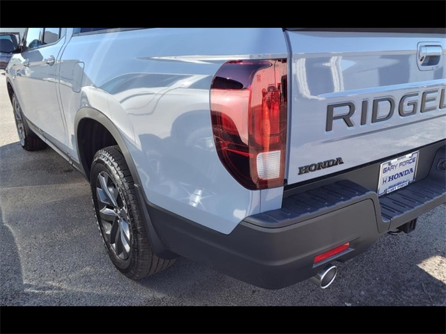 2025 Honda Ridgeline Sport photo 14