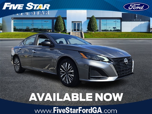 2024 Nissan Altima SV