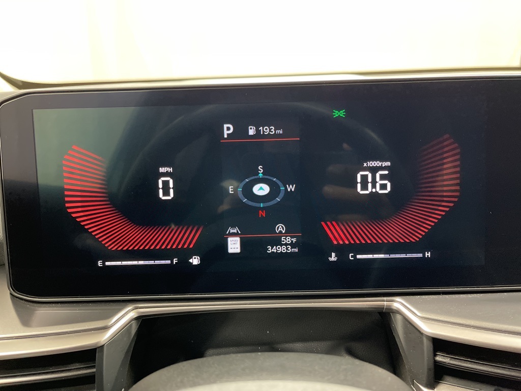 2024 Kia Sorento S photo 4
