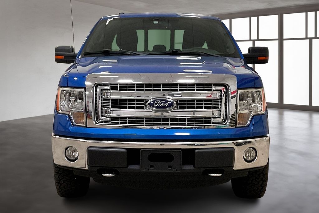 2013 Ford F-150 XLT photo 2