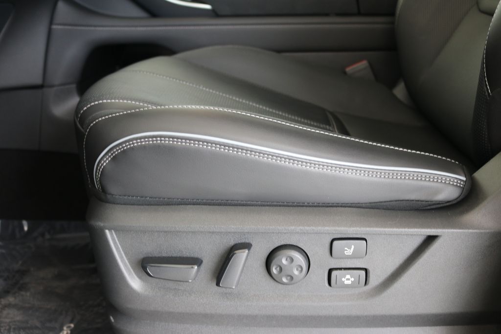 2025 Infiniti QX80 Sensory photo 13