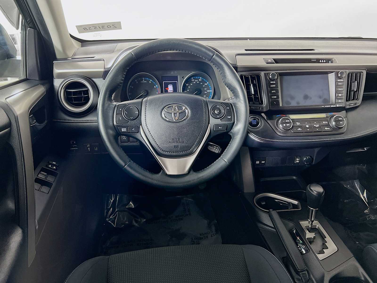 2018 Toyota RAV4 XLE photo 19
