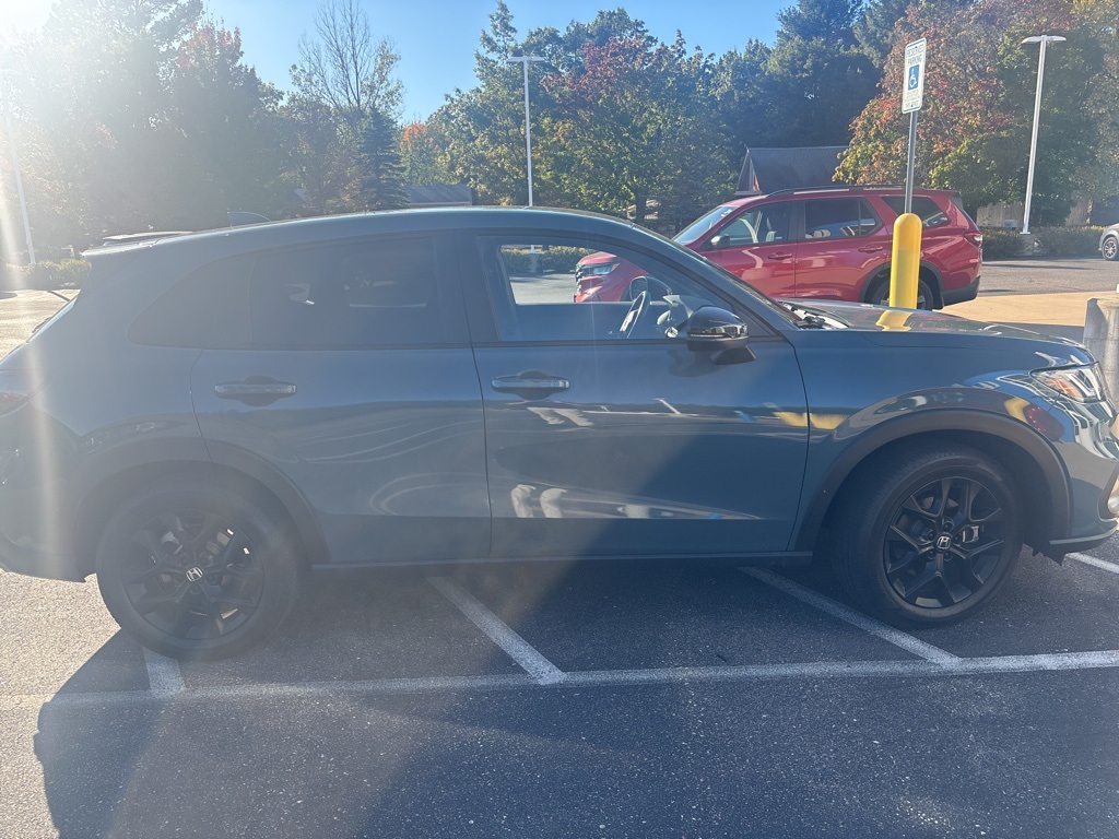 2024 Honda HR-V Sport photo 2