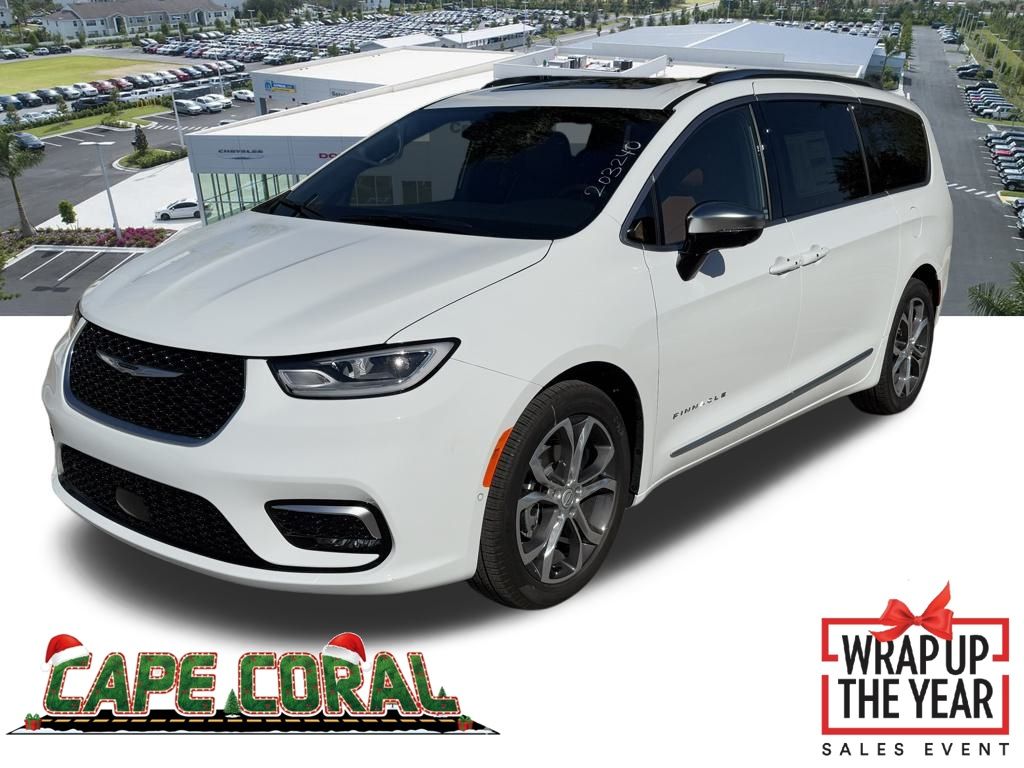 2026 Chrysler Pacifica Pinnacle's photo
