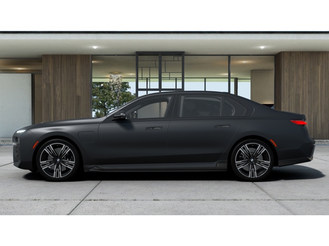 2026 Bmw 750e photo 4