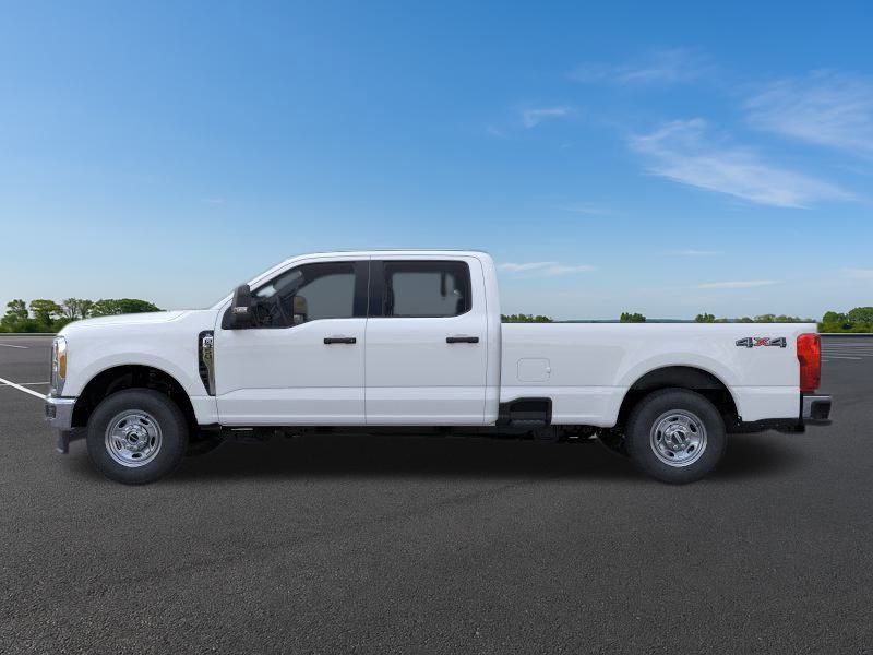 2025 Ford F-350 photo 3