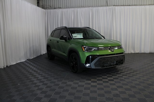 2025 Volkswagen Taos SE photo 21