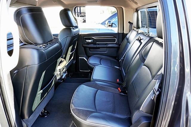 2022 Ram 3500 Laramie photo 20