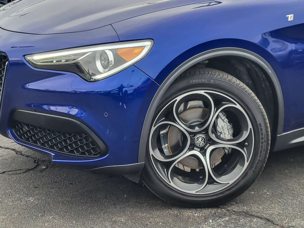 2023 ALFA ROMEO STELVIO - Image 2