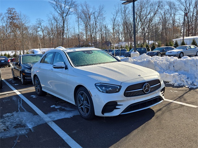2023 Mercedes-Benz E-Class E350's photo
