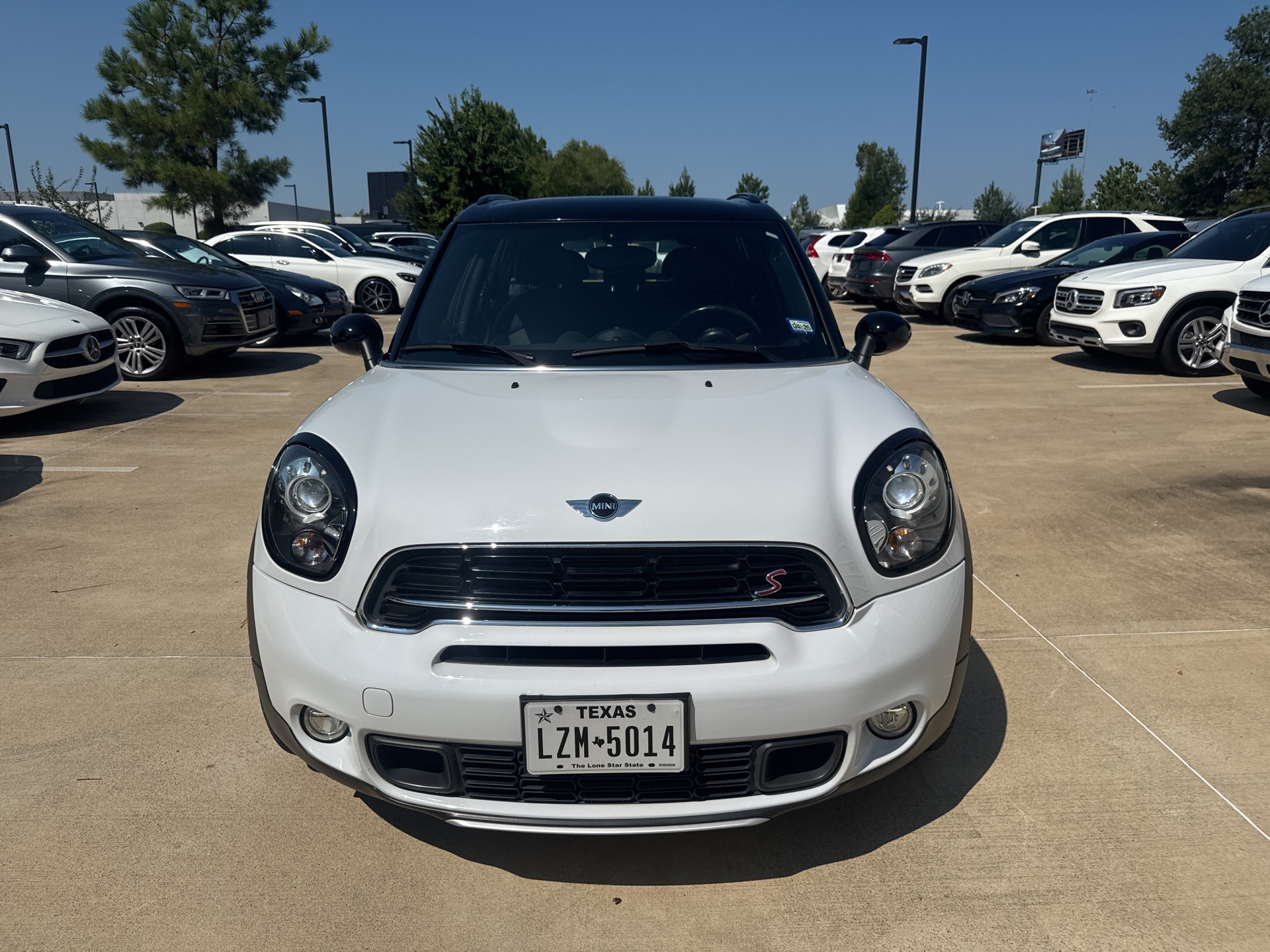 Used 2016 MINI Countryman Countryman S with VIN WMWZC5C51GWT38868 for sale in The Woodlands, TX