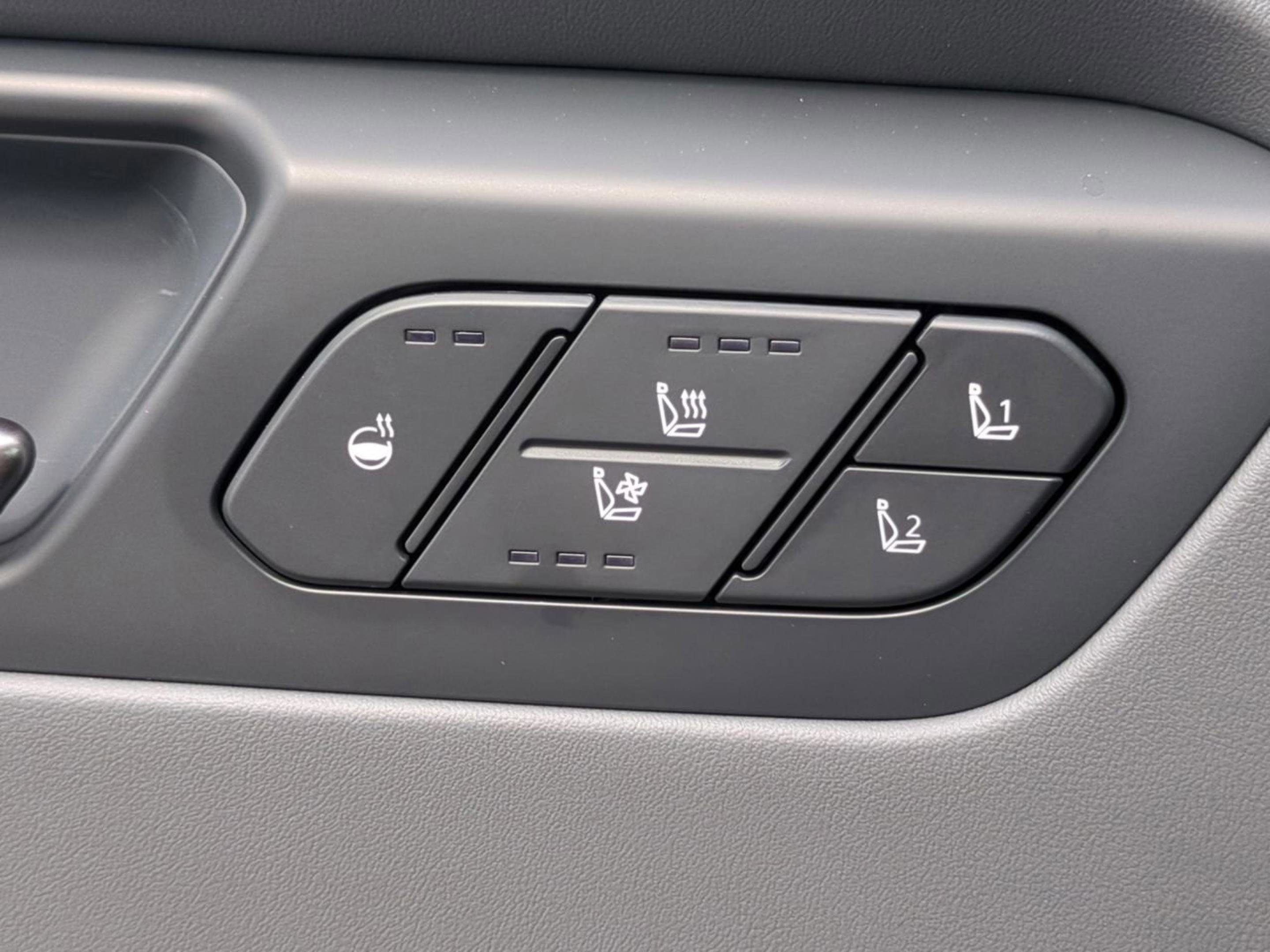 2026 Kia EV9 Wind photo 25