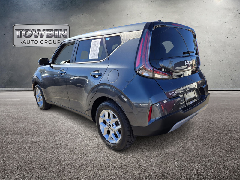 2023 Kia Soul LX S photo 6