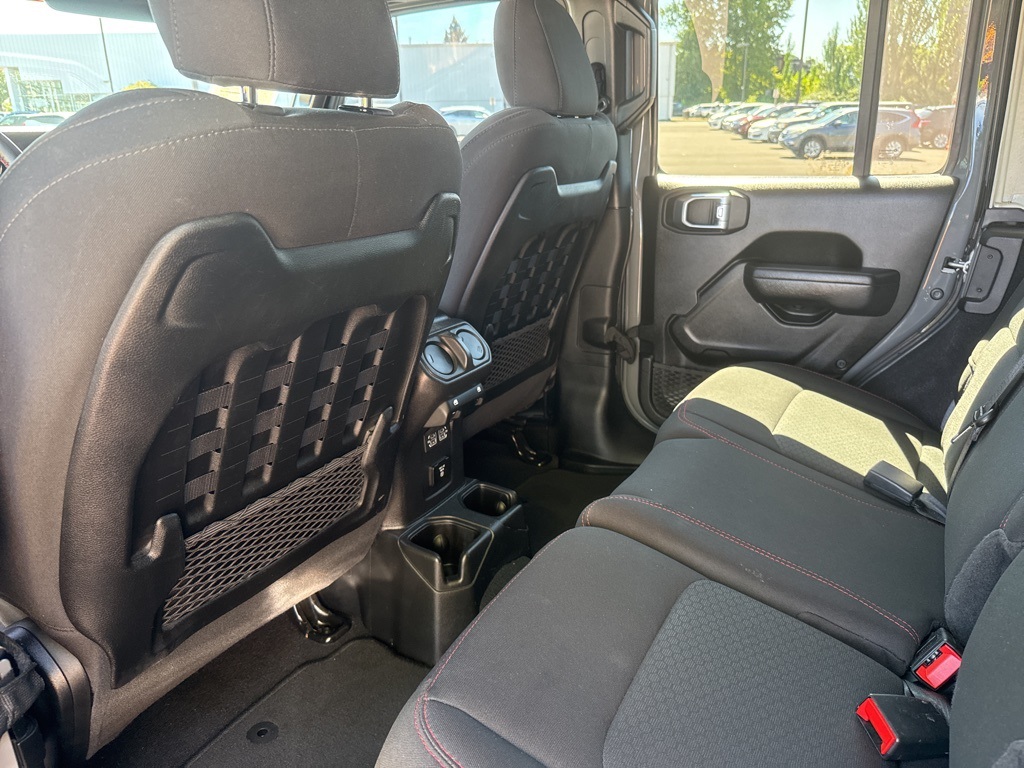 2022 Jeep Wrangler Unlimited Rubicon photo 20